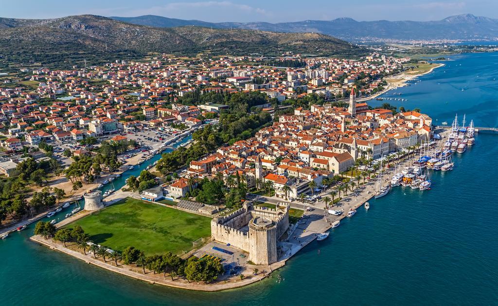 Apartment Fabijanko Oldtown Trogir Exterior photo